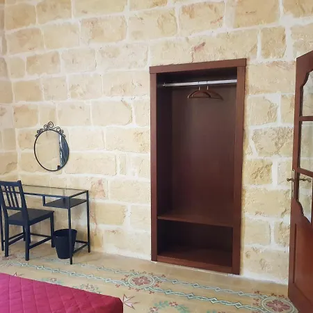 Nadar * Nadur