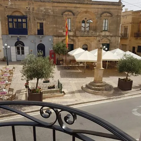 Nadar * نادور